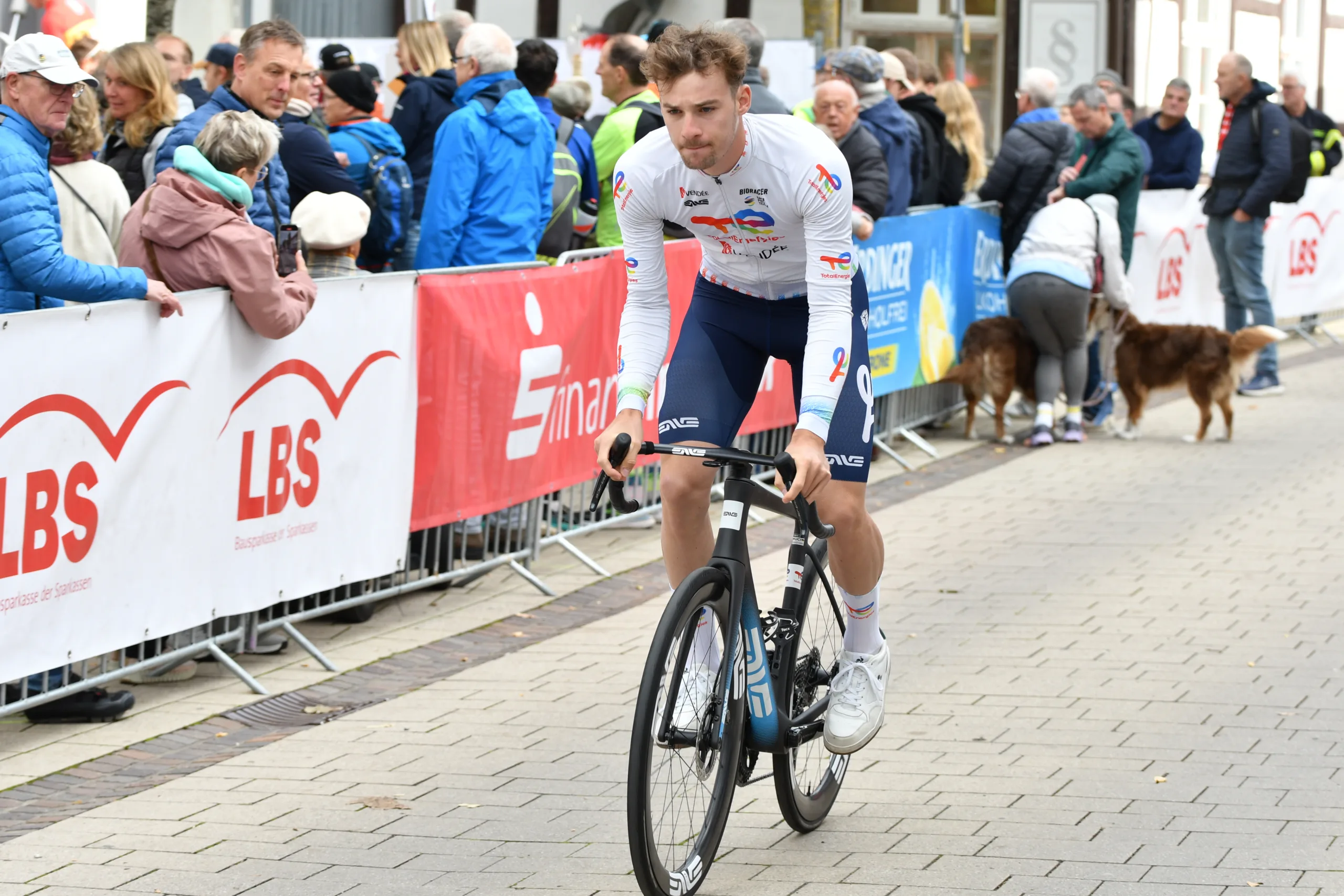 031025-Giro-Start-10