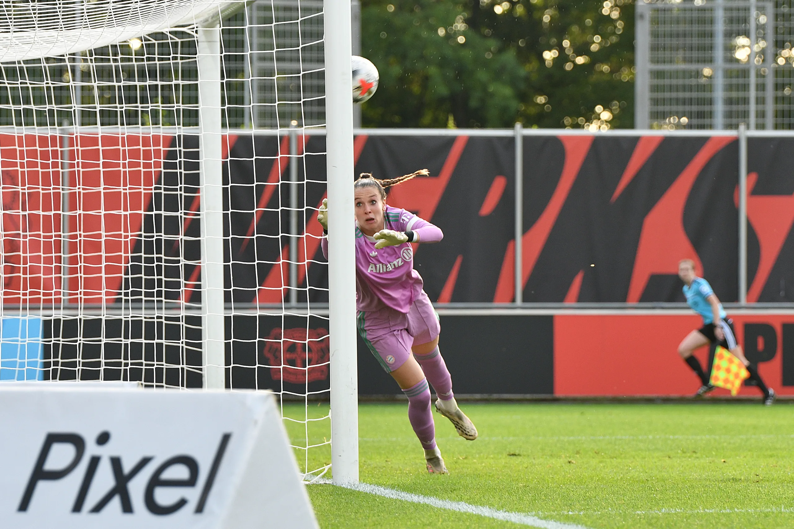 140926-Bayer04-FCBayern-11